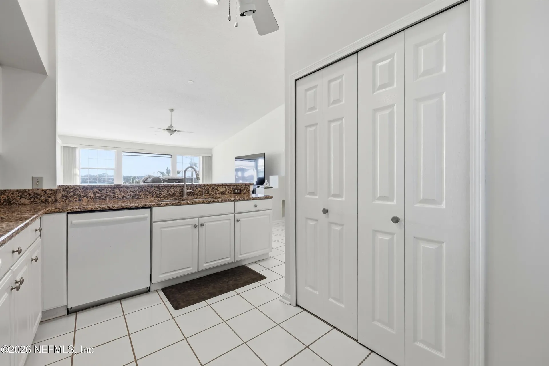 3331 Lighthouse Point Lane Jacksonville FL 32250