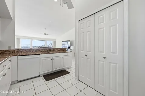 3331 Lighthouse Point Lane Jacksonville FL 32250