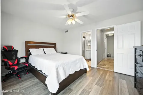 3331 Lighthouse Point Lane Jacksonville FL 32250