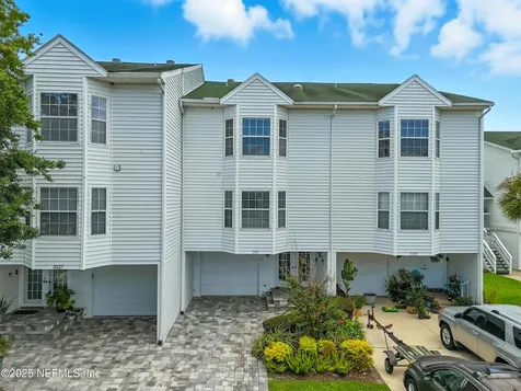 3331 Lighthouse Point Lane Jacksonville FL 32250