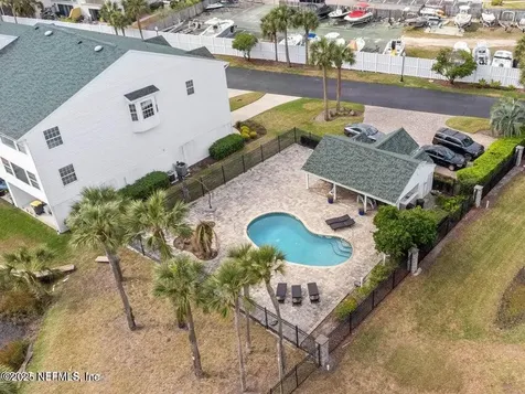 3331 Lighthouse Point Lane Jacksonville FL 32250