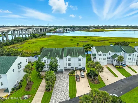 3331 Lighthouse Point Lane Jacksonville FL 32250