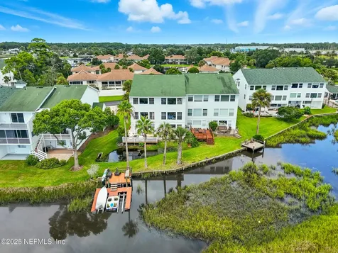3331 Lighthouse Point Lane Jacksonville FL 32250