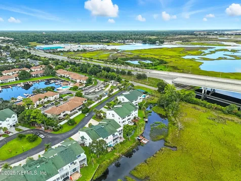 3331 Lighthouse Point Lane Jacksonville FL 32250