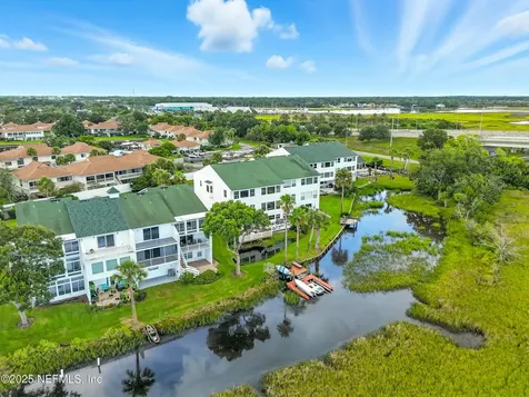 3331 Lighthouse Point Lane Jacksonville FL 32250