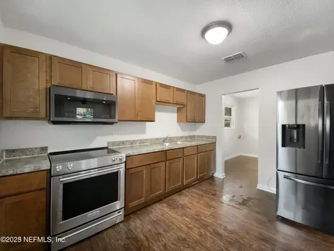 2535 La Trelle Court Jacksonville FL 32210