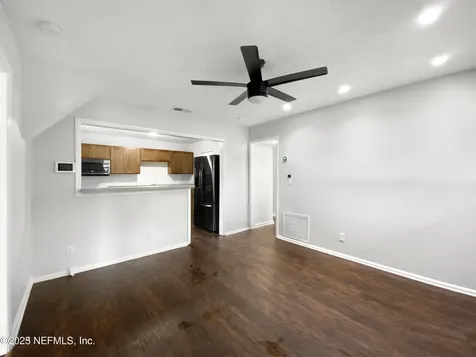 2535 La Trelle Court Jacksonville FL 32210