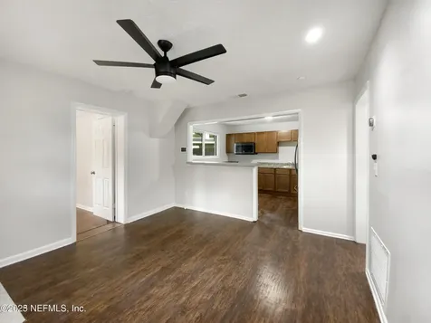 2535 La Trelle Court Jacksonville FL 32210