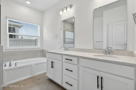 2618 Seasons Road Green Cove Springs FL 32043