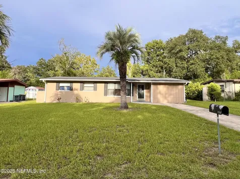 2141 Monteau Drive Jacksonville FL 32210