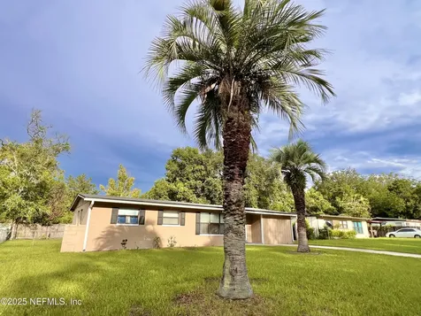 2141 Monteau Drive Jacksonville FL 32210