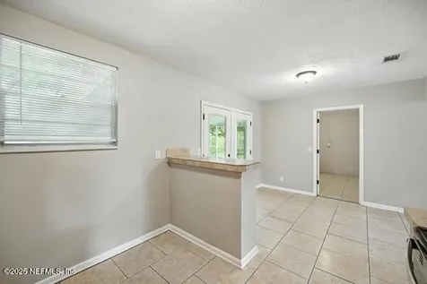 5125 Saginaw Avenue Jacksonville FL 32210