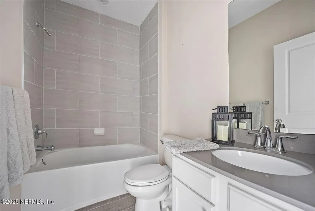 2757 Pointed Leaf Road Green Cove Springs FL 32043