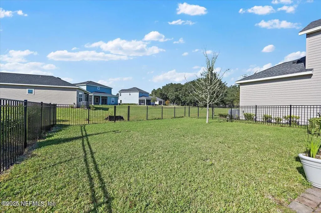 2757 Pointed Leaf Road Green Cove Springs FL 32043