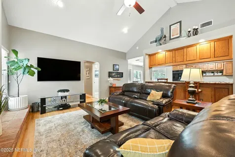 1022 Seawood Drive Neptune Beach FL 32266