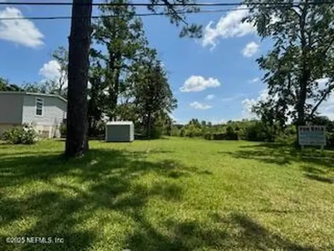8647 Madison Avenue Jacksonville FL 32208