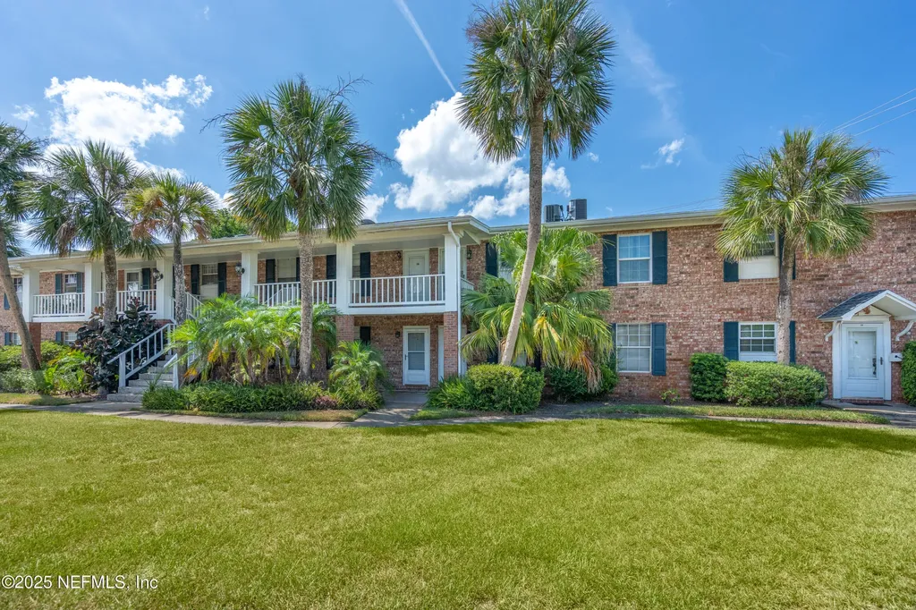 22 Comares Avenue St. Augustine FL 32080