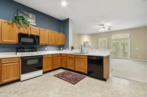 884 Rock Bay Drive Jacksonville FL 32218