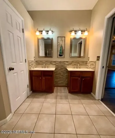 6340 Lake Plantation Drive Jacksonville FL 32244