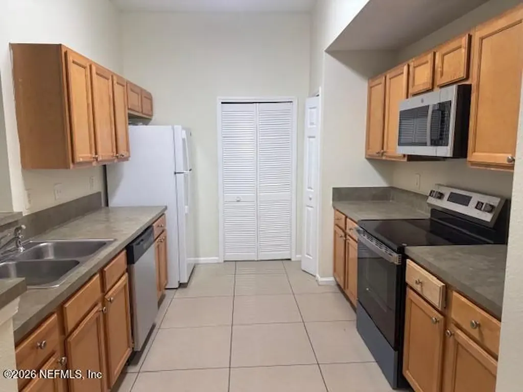 7920 Merrill Road Jacksonville FL 32277