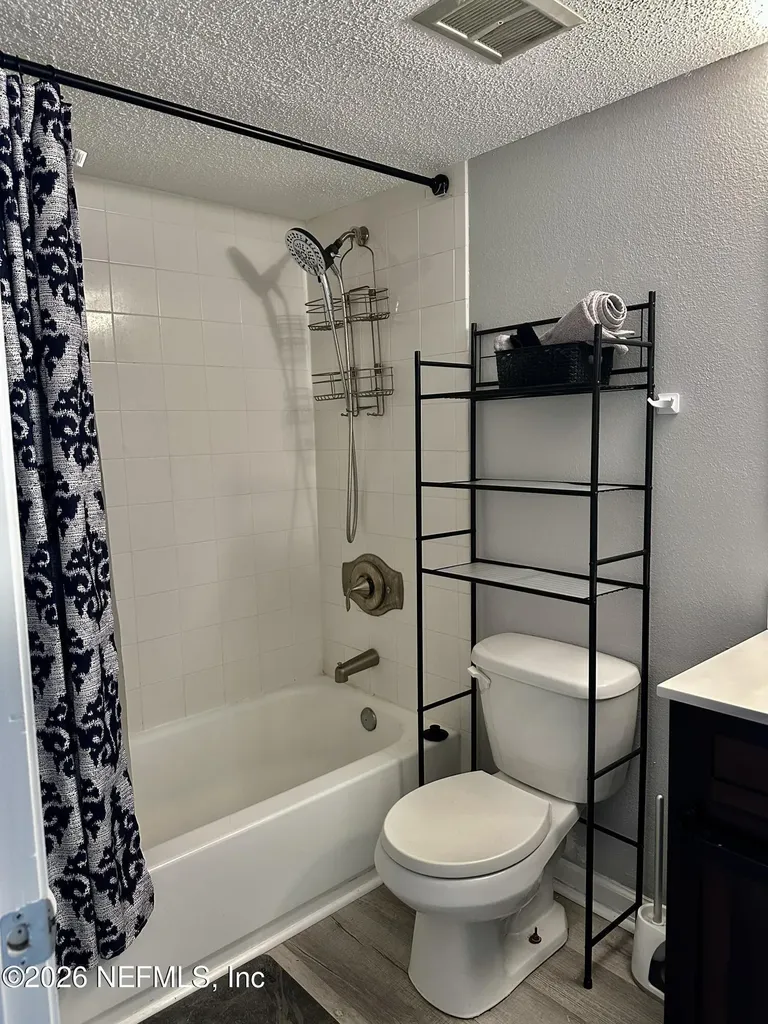 3878 La Mirada Drive N Jacksonville FL 32217