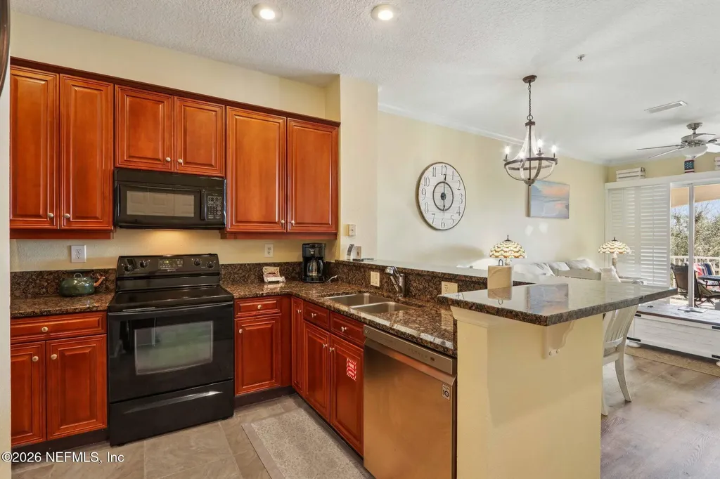 15 Ocean Crest Way Palm Coast FL 32137