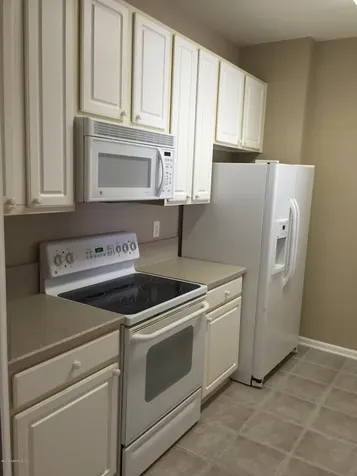 7801 Point Meadows Drive Jacksonville FL 32256