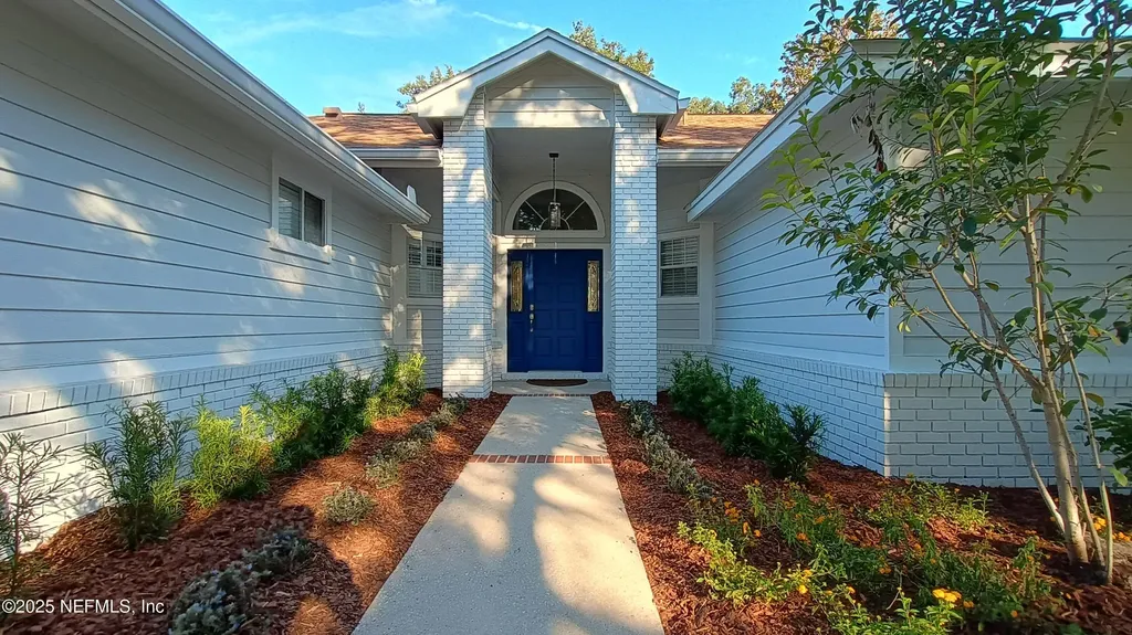 2032 Marye Brant Loop N Neptune Beach FL 32266