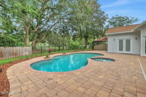 2032 Marye Brant Loop N Neptune Beach FL 32266