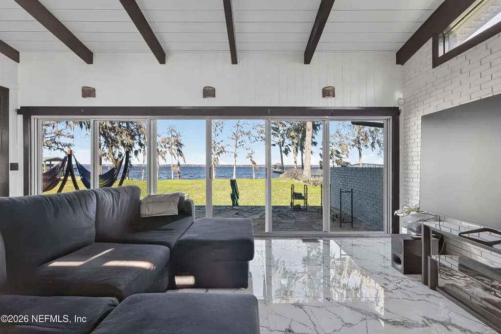 3977 Susan Drive Green Cove Springs FL 32043