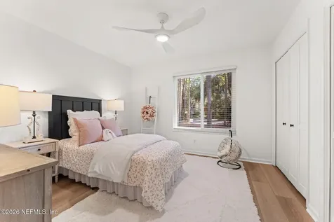 1918 Oak Circle Atlantic Beach FL 32233