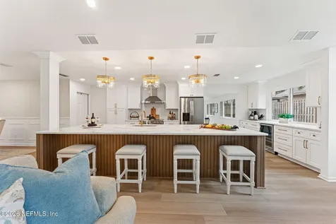 1918 Oak Circle Atlantic Beach FL 32233