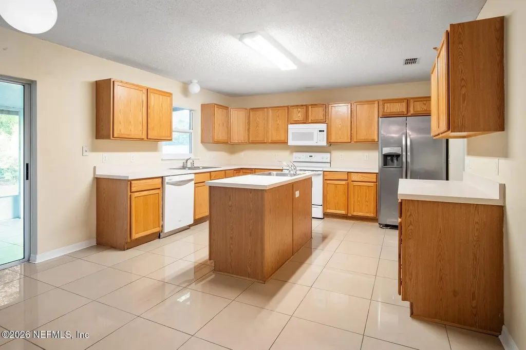 8190 Foxdale Drive Jacksonville FL 32210