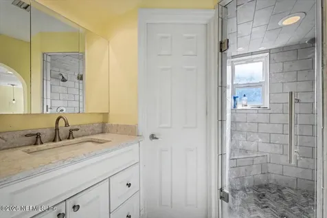 9372 Beauclerc Wood Lane N Jacksonville FL 32257