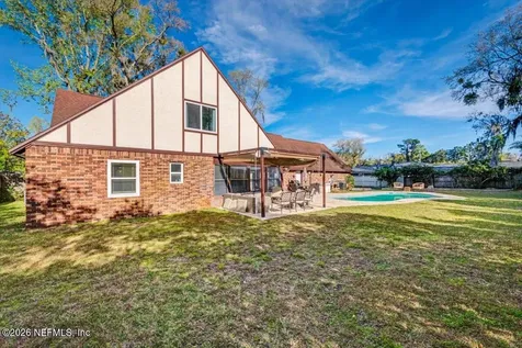 9372 Beauclerc Wood Lane N Jacksonville FL 32257