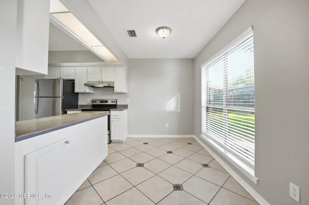 5542 Galewind Lane Jacksonville FL 32211