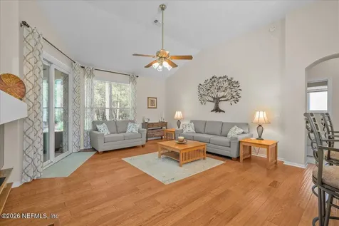 832 Buckeye Lane W St. Johns FL 32259