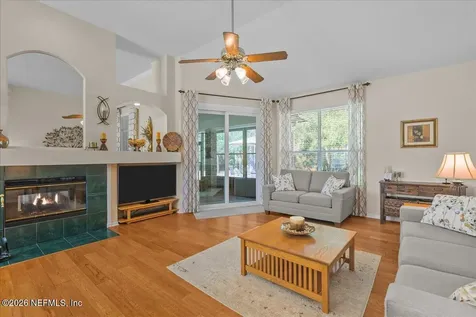 832 Buckeye Lane W St. Johns FL 32259