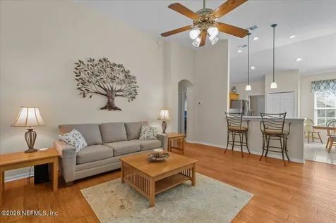 832 Buckeye Lane W St. Johns FL 32259