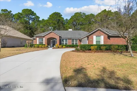 832 Buckeye Lane W St. Johns FL 32259