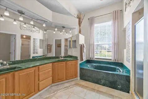 832 Buckeye Lane W St. Johns FL 32259