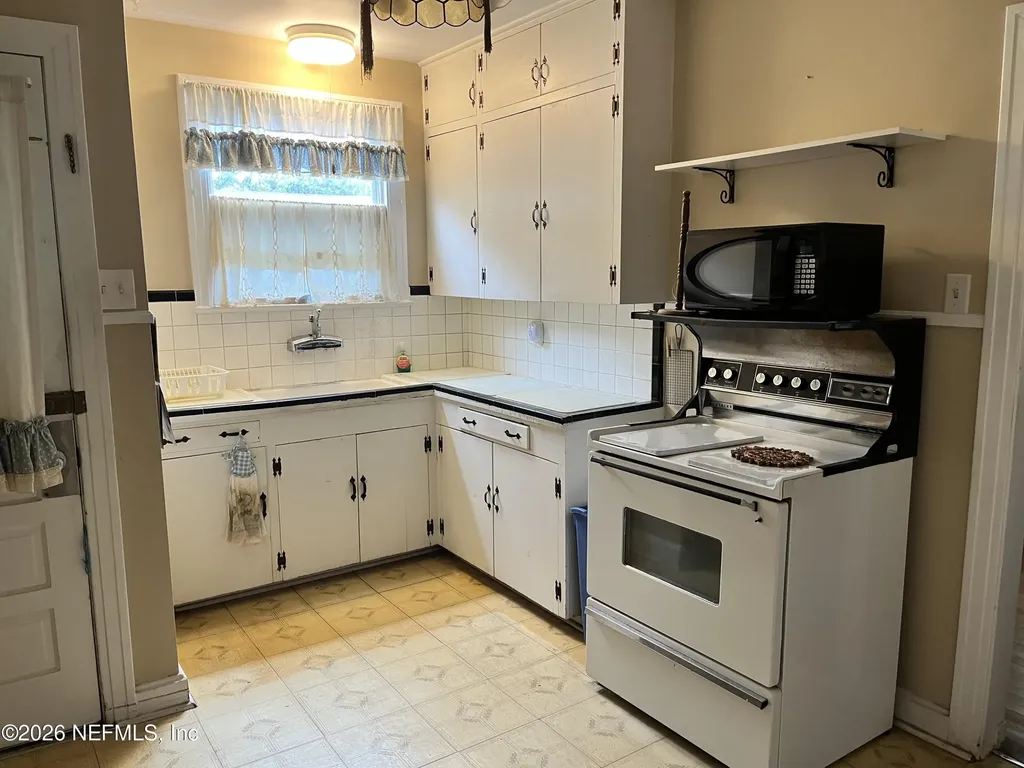 4808 Post Street Jacksonville FL 32205