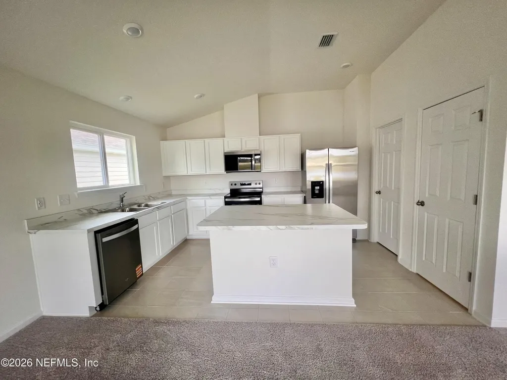 8279 Hawkes Meadow Drive Jacksonville FL 32219