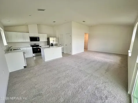 8279 Hawkes Meadow Drive Jacksonville FL 32219