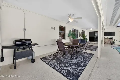 4 Blakeview Court Palm Coast FL 32137