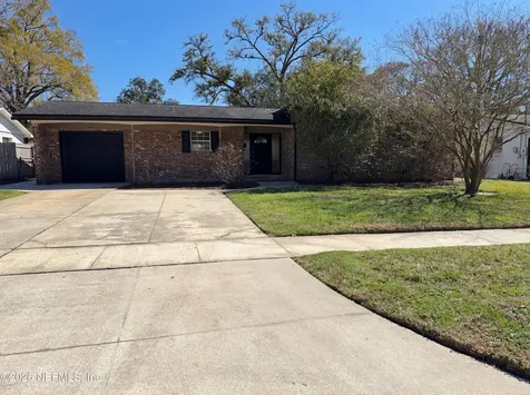 2807 Sack Drive W Jacksonville FL 32216