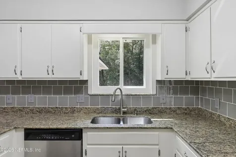 3842 Fernglen Drive Jacksonville FL 32277