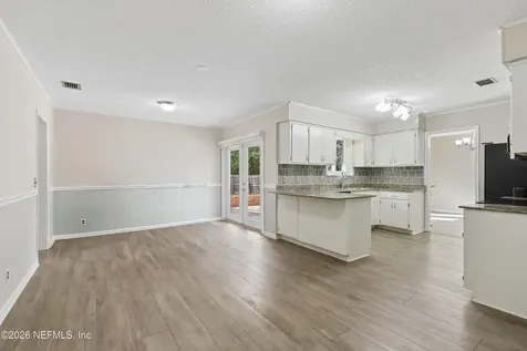 3842 Fernglen Drive Jacksonville FL 32277