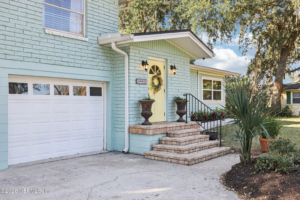 1911 Tanglewood Road Jacksonville Beach FL 32250