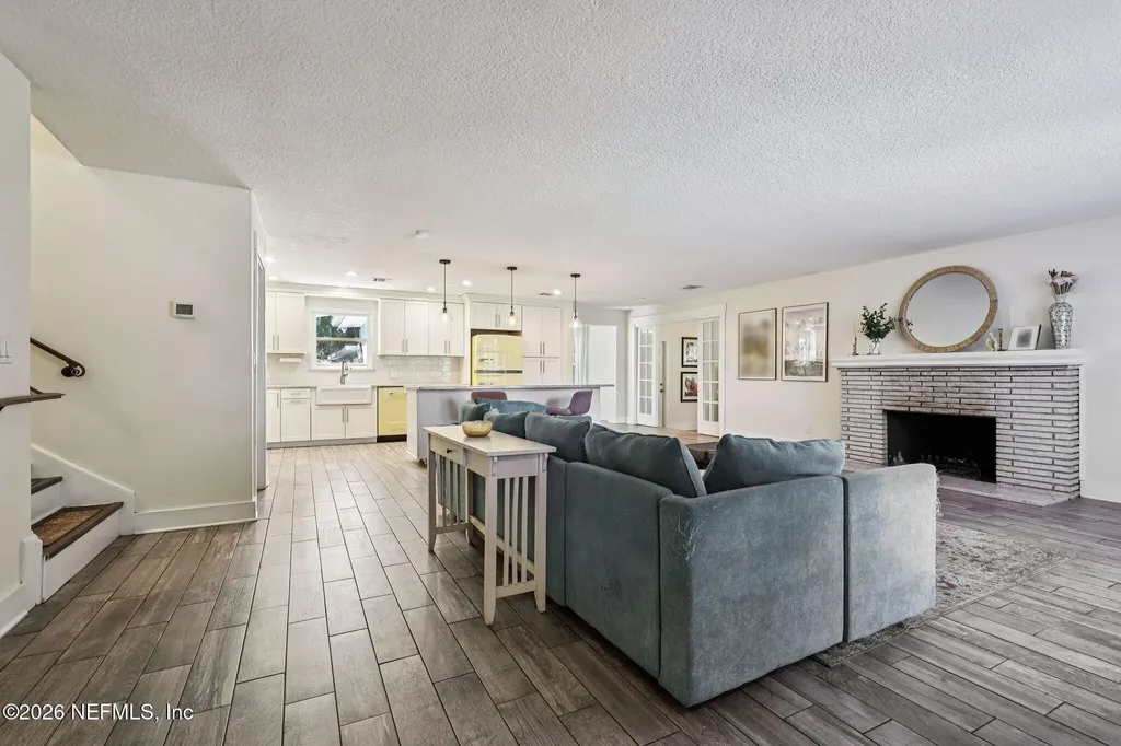 1911 Tanglewood Road Jacksonville Beach FL 32250